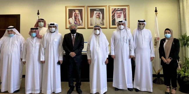 جامعة البحرين وجمعية الصحفيين تبحثان التدريب المشترك للكوادر الإعلامية