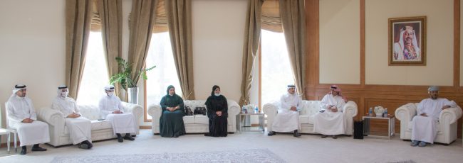 وزير الإعلام يستقبل رؤساء وأعضاء الجمعيات الصحفية الخليجية