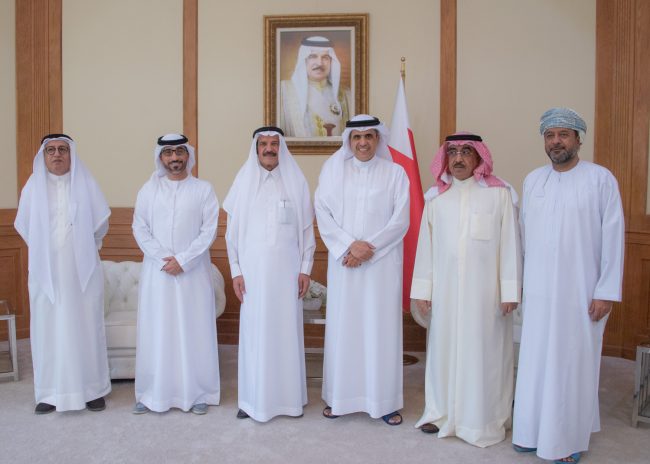 وزير الإعلام يستقبل رؤساء وأعضاء الجمعيات الصحفية الخليجية