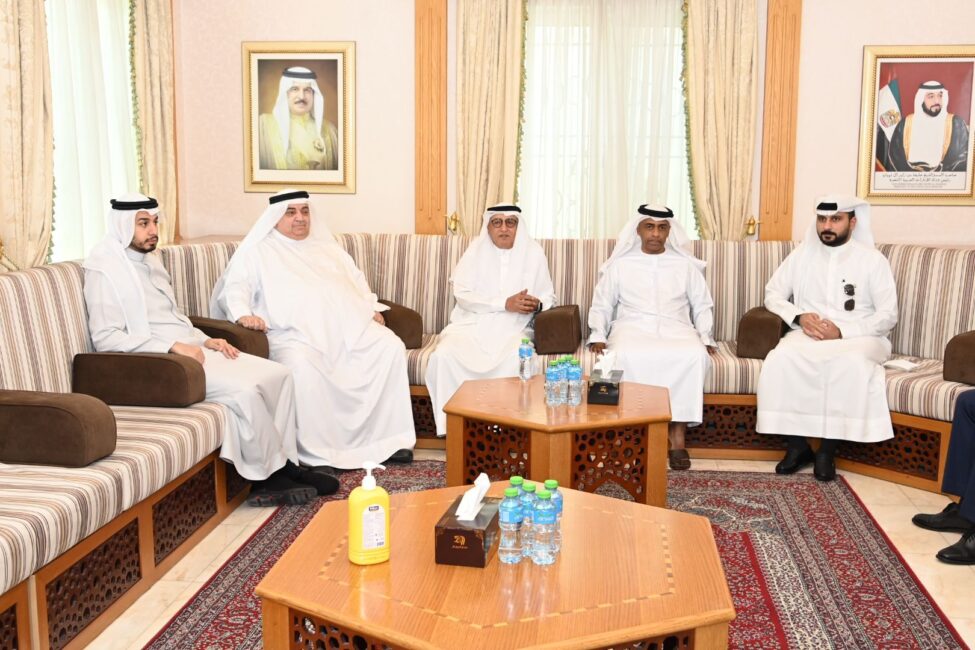 "الصحفيين تقدم واجب العزاء في السفارة الإماراتية