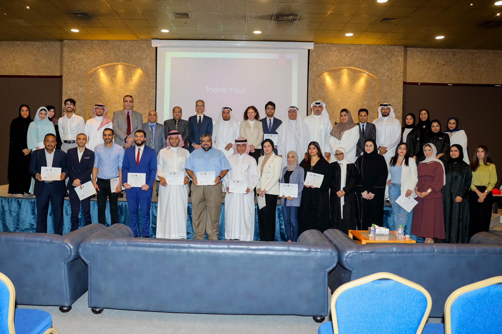 الصحفيين البحرينية تختتم الدورة التدريبية "اللغة الإنجليزية للصحفيين"