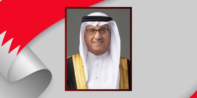 مستشار جلالة الملك لشؤون الإعلام يهنئ رئيس وأعضاء جمعية الصحفيين البحرينية بمناسبة التشكيل الجديد للجمعية